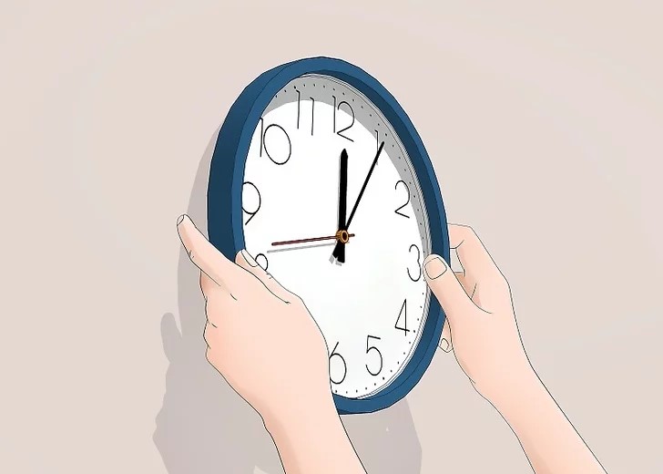 نصب قلاب چسبی برای ساعت دیواری