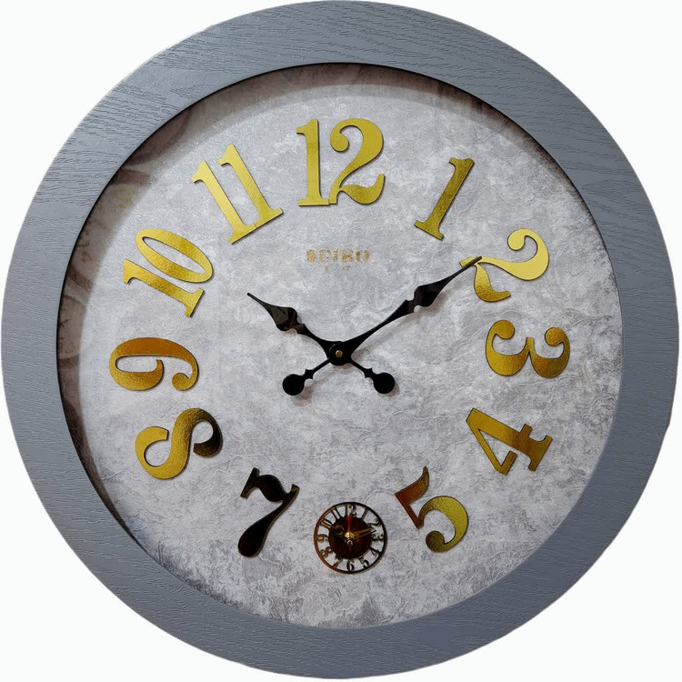 ساعت دیواری سیکو طوسی-چوبی 70 سانتیمتری با طراحی شیک