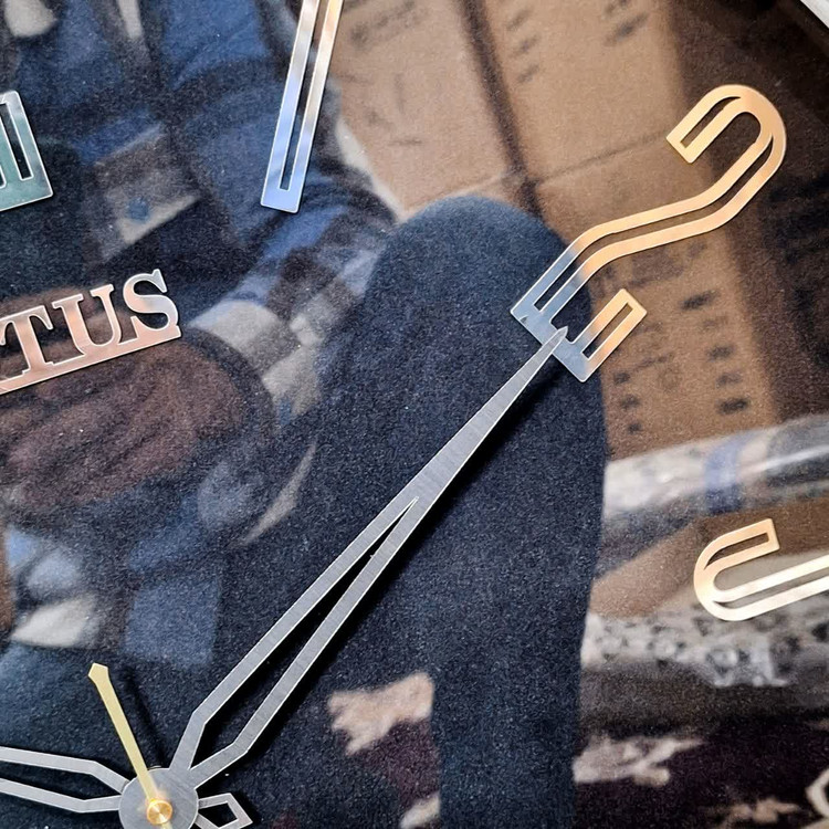 wall clock