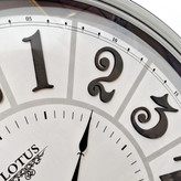 نمای نزدیک ساعت دیواری لوتوس طوسی 65 سانتیمتری