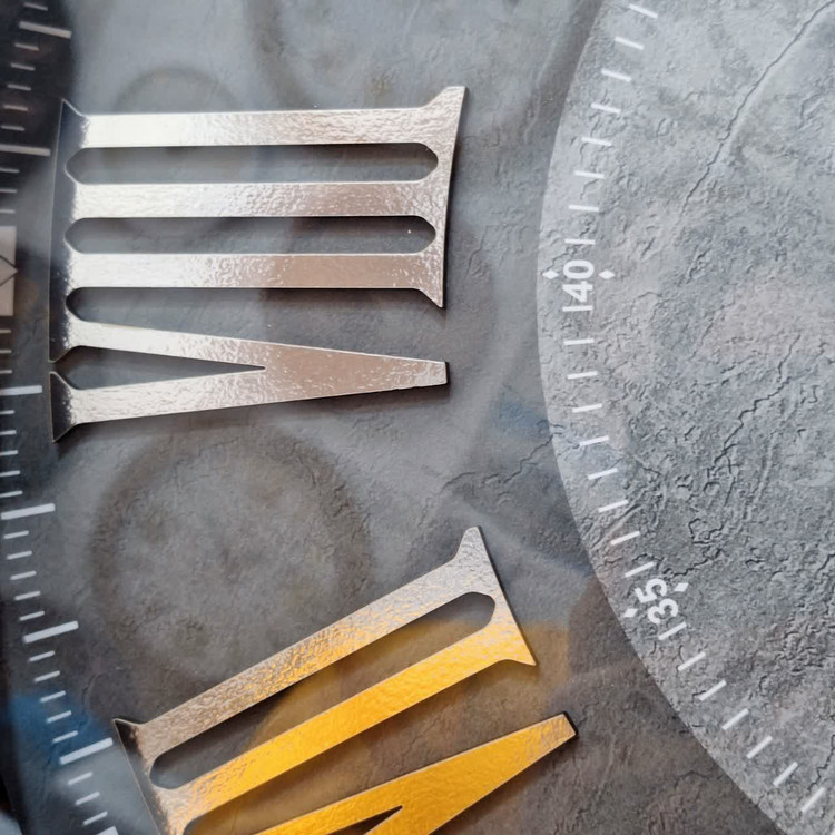 WALL CLOCK