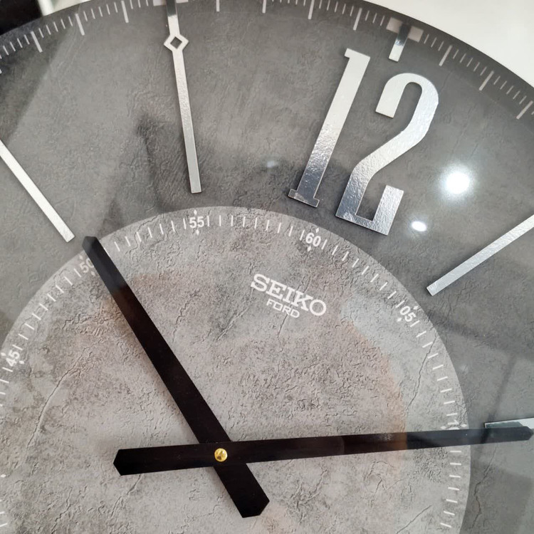 wall clock