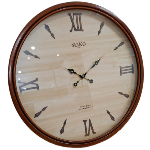 ساعت دیواری چوبی گرد ۷۵ سانتی کرم قهوهای با طراحی سنتی برای دکورهای مجلل