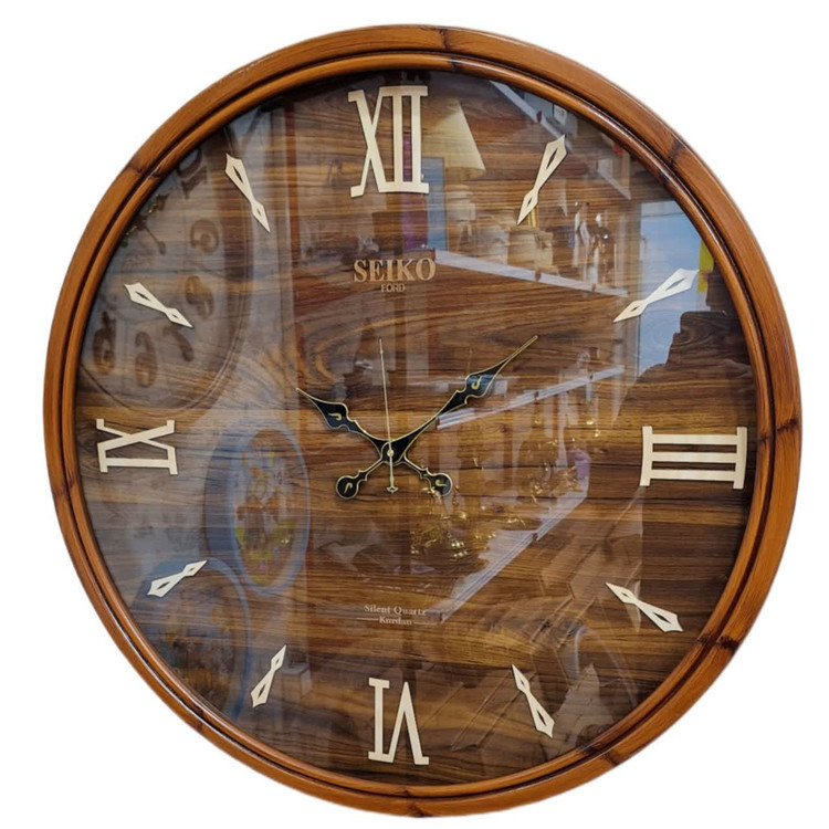 ساعت دیواری گرد چوبی قهوهای تیره با طراحی کلاسیک و سایز ۷۵ سانتی برای پذیرایی و دفتر