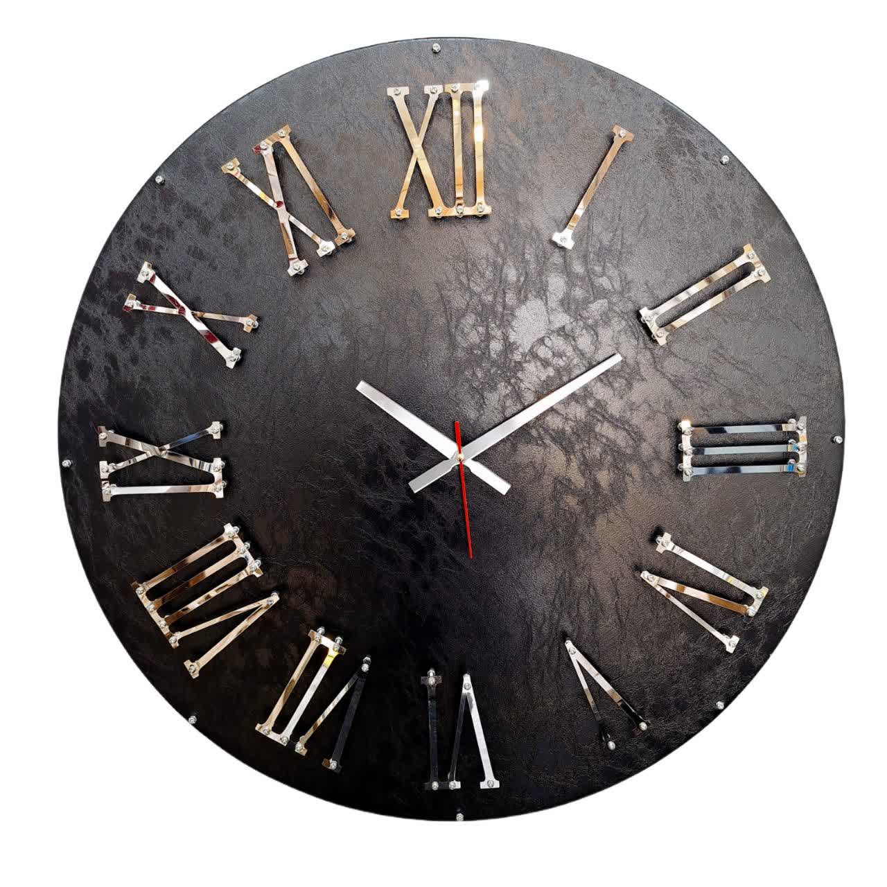 ساعت دیواری چرمی مشکی 60 سانتیمتری با اعداد سیلور برجسته