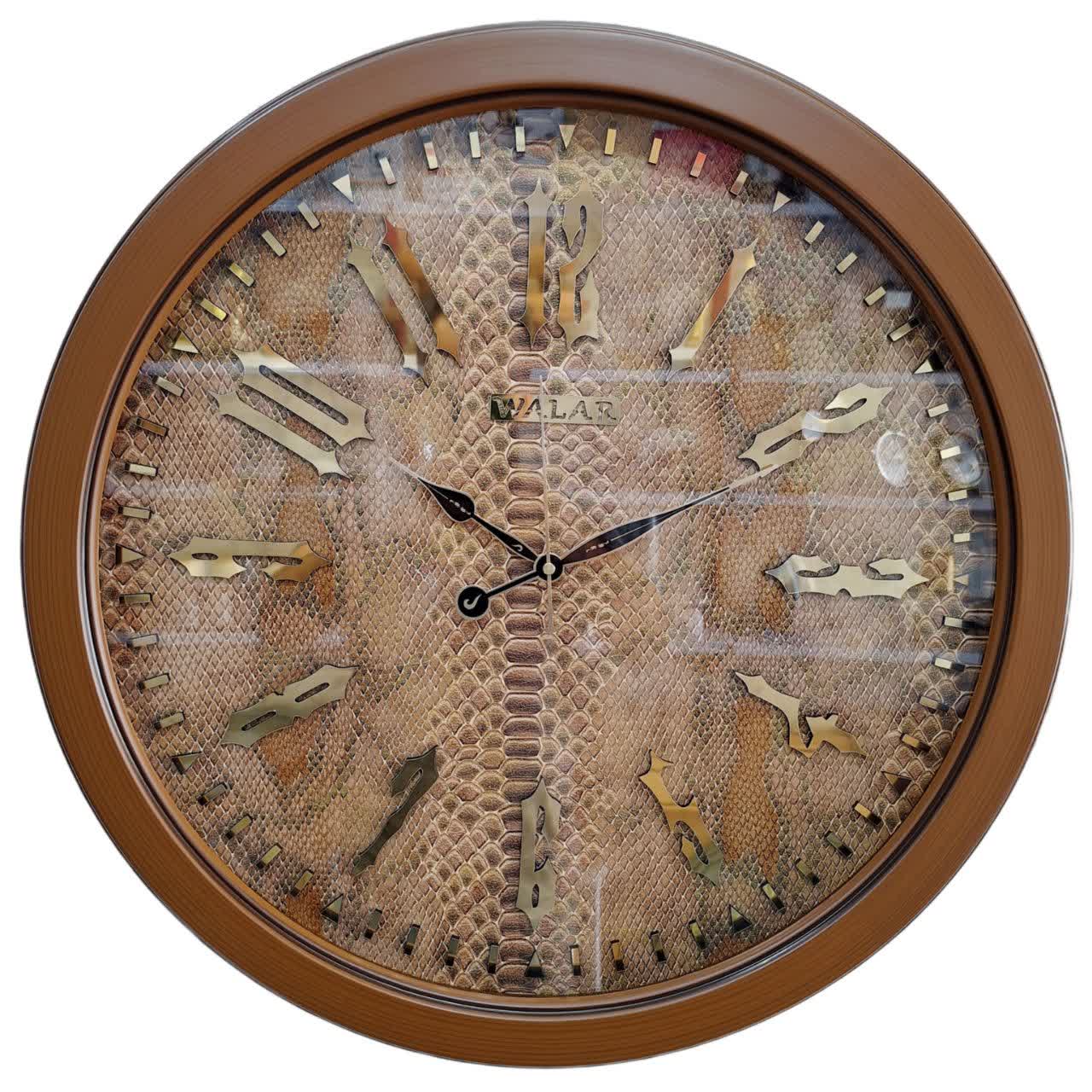 ساعت دیواری ۶۰ سانتی با بدنه فایبر، صفحه پوست ماری و اعداد پلکسی طلایی برجسته