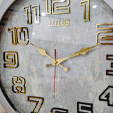 ساعت دیواری طوسی 40 سانتیمتری فایبر از نمای نزدیک