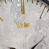 ساعت دیواری طوسی 60 سانتیمتری فایبر با طراحی مینیمال از نمای دیگر