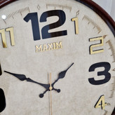 ساعت دیواری قهوهای 50 سانتیمتری فایبر از نمای دیگر