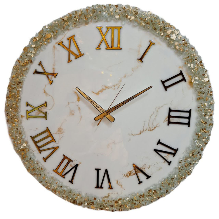 ساعت دیواری رزینی سفید طلایی سایز 60 با اعداد رومی برجسته و بدنه رزینی براق