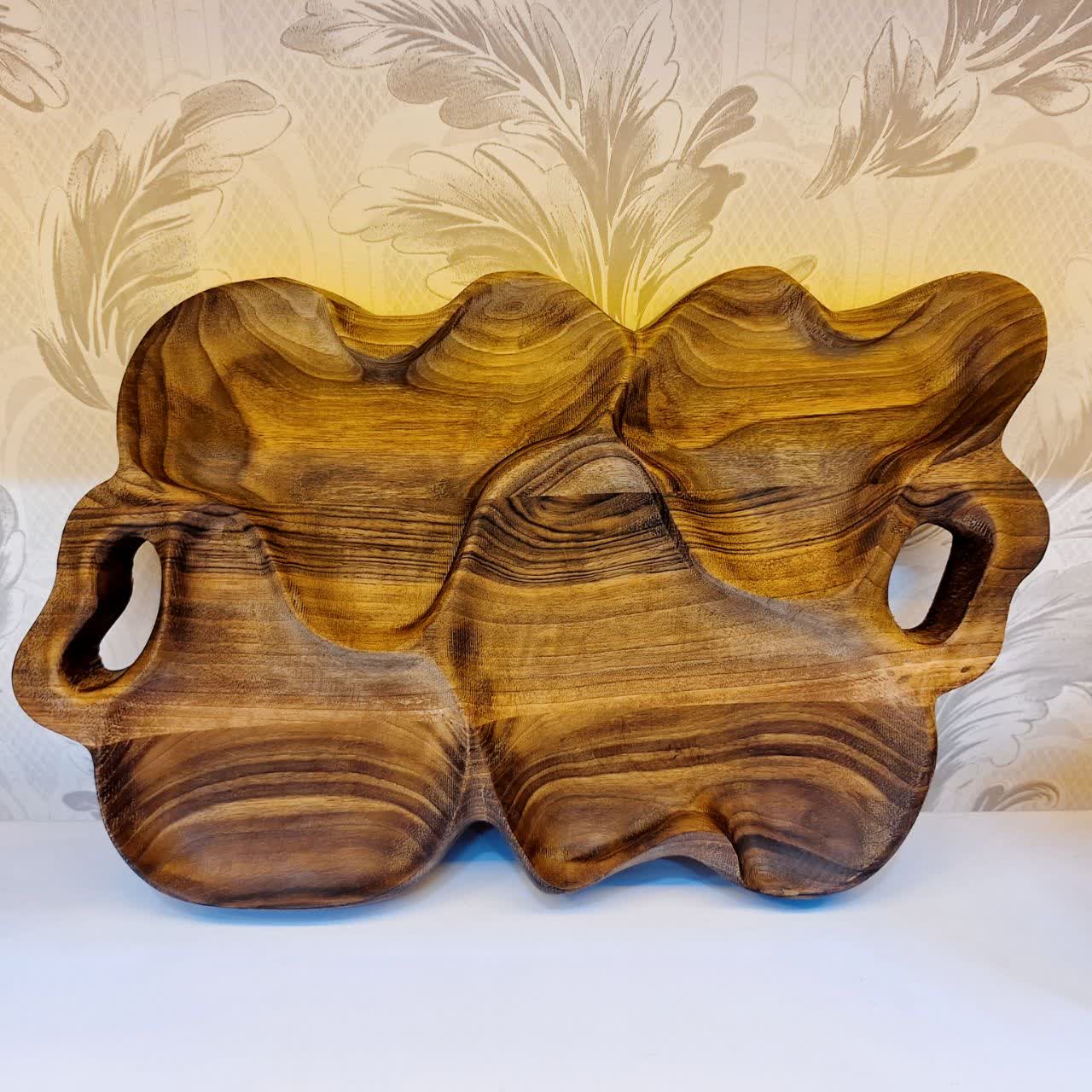 اردوخوری دفرمه چوبی دست‌ساز با فرم ارگانیک مناسب پذیرایی و دکور میز