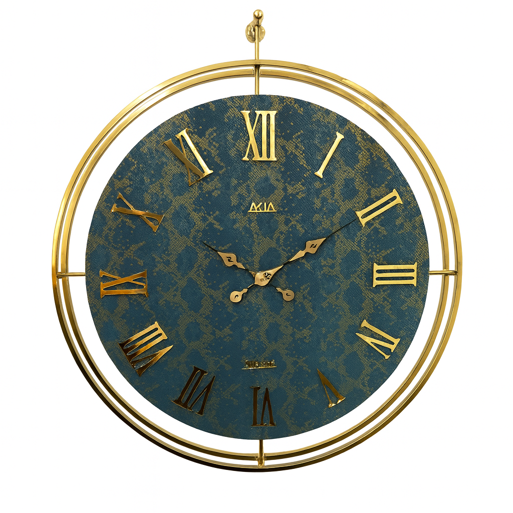 ساعت دیواری چرمی با چرم سبز پوست ماری و دو رینگ طلایی در دو سایز ۶۰ و ۷۵ سانتی‌متر