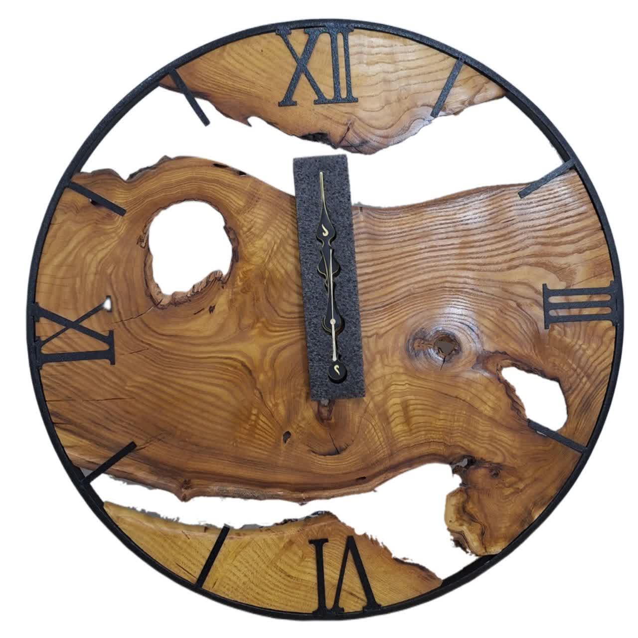 ساعت دیواری روستیک با فریم فلزی صنعتی و طراحی خاص دست‌ساز