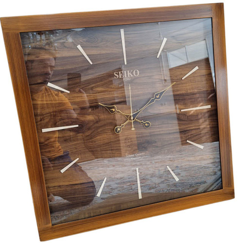 ساعت دیواری مربع چوبی قهوهای 70 سانتی با اعداد سیتیزنی مینیمال