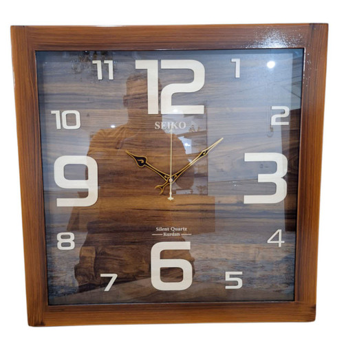 ساعت دیواری چهارگوش ۶۰ سانتی سیکو چوبی قهوهای با اعداد چوبی انگلیسی