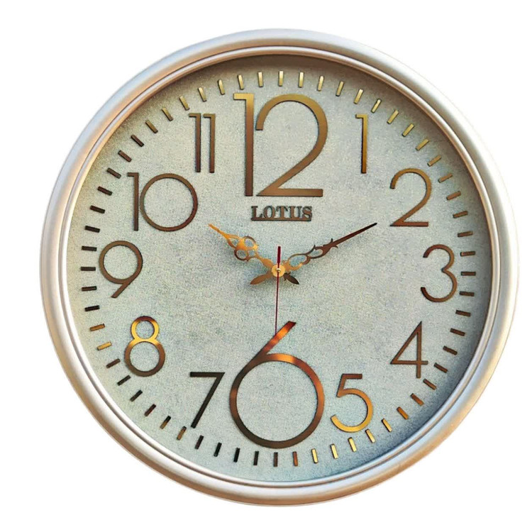 ساعت دیواری گرد ۶۵ سانتی لوتوس فایبر بژ طلایی داخل اکلیلی با اعداد پلکسی بزرگ طلایی